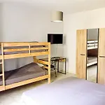 Complet Jusque 6 Personnes Apartamento