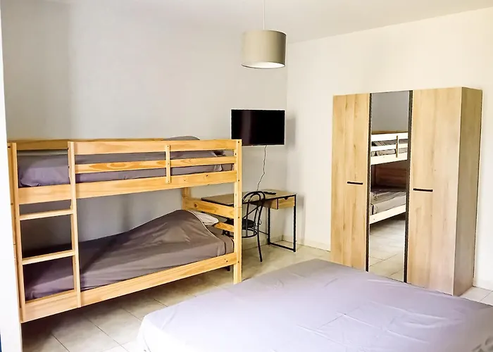 Complet Jusque 6 Personnes Apartment