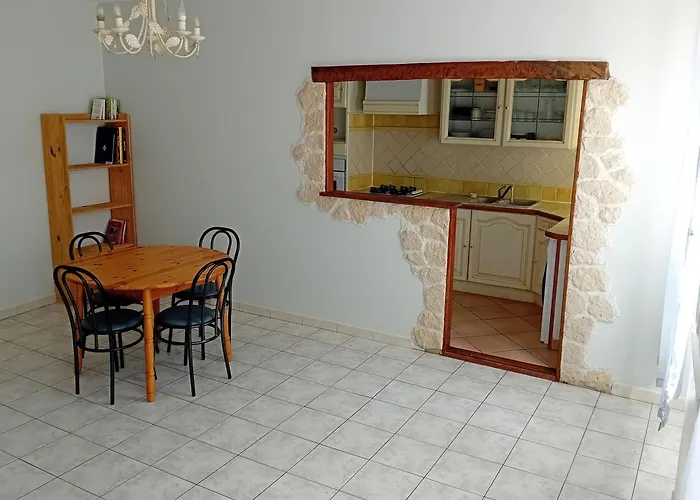 Complet Jusque 6 Personnes Apartment Cruis